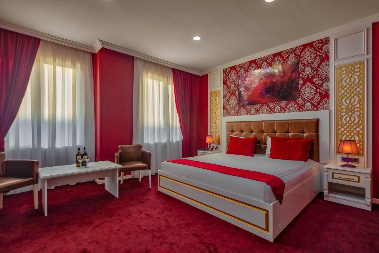 Maris Hotel Baku Ngoại thất bức ảnh